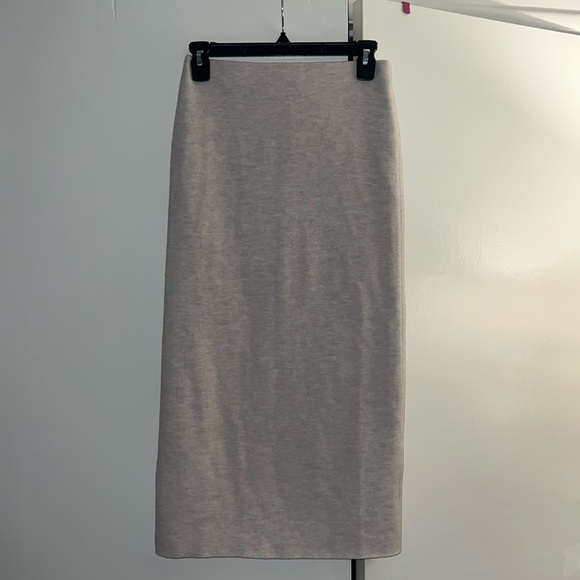 Zara maxi skirt - Picture 1 of 3